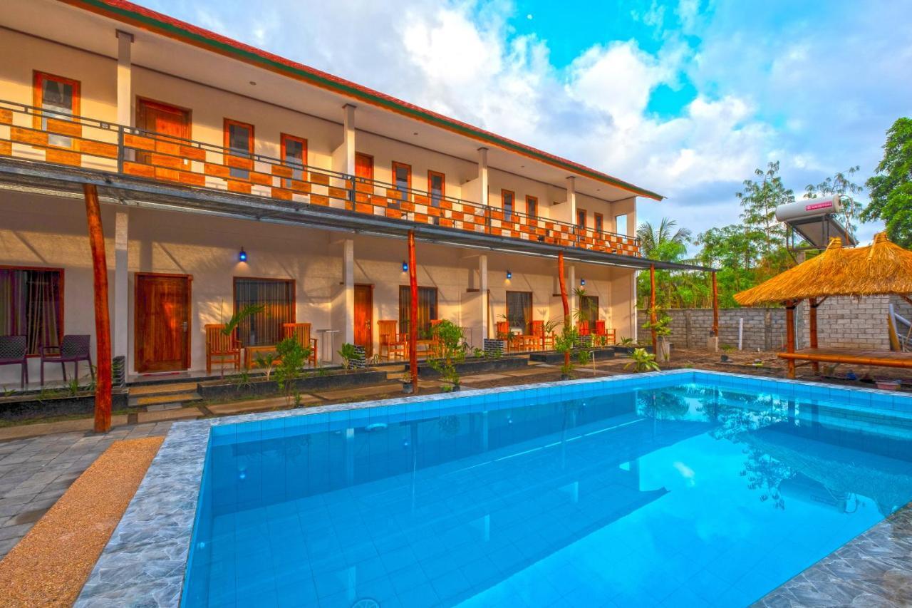 Jeri Home Stay Kuta  Экстерьер фото
