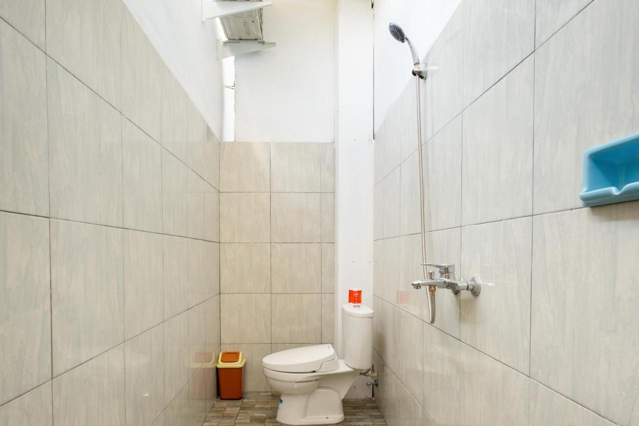 Jeri Home Stay Kuta  Экстерьер фото